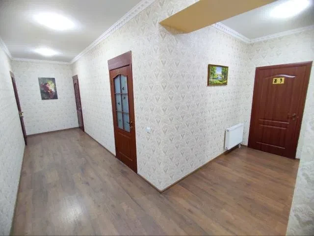 3-кімнатна квартира, Гора: резервне живлення, 3 окремі спальні - фото 4
