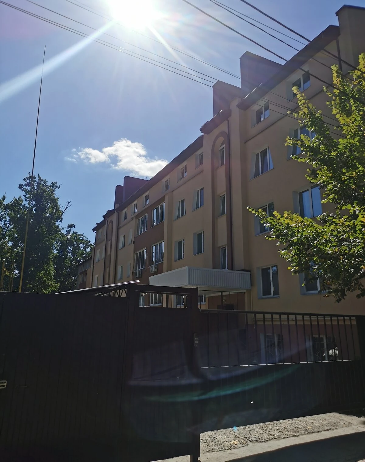 2-кімнатна квартира, Ірпінь: опалення без світла, цегляні стіни