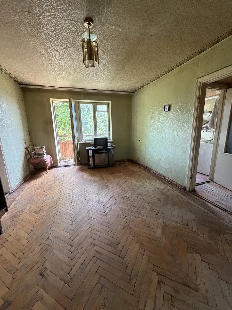 2-кімнатна квартира, ХТЗ: під ремонт, суміжно-паралельні кімнати, фото 2