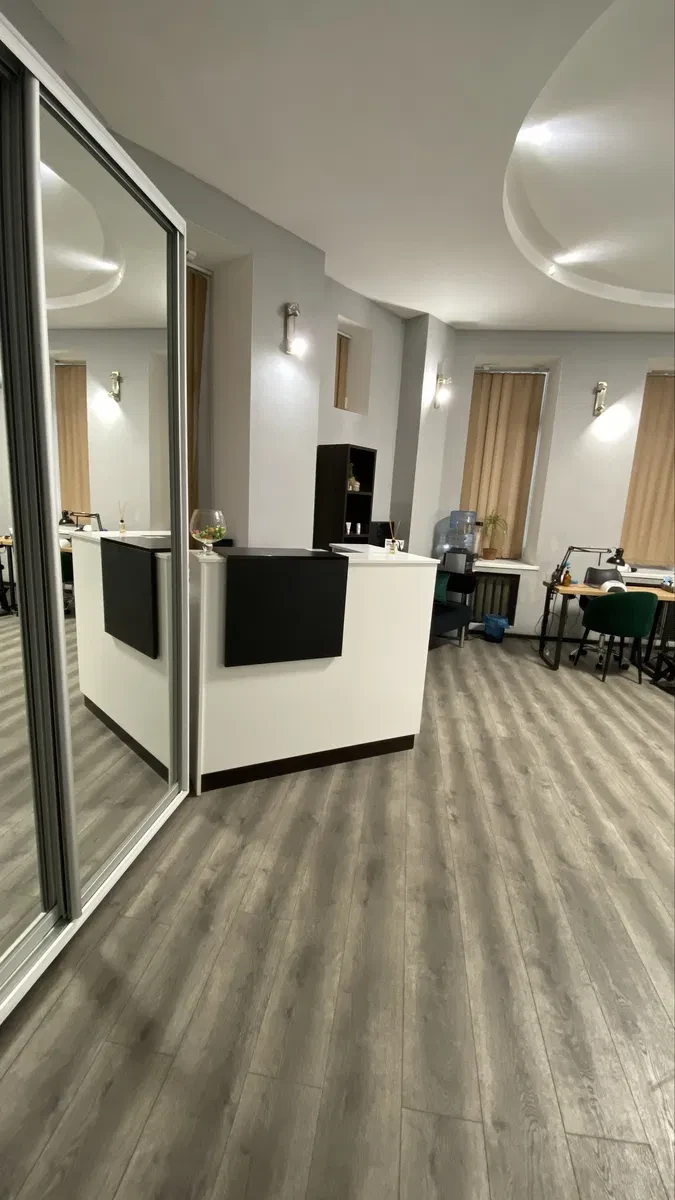 Місце для бровіста, Печерський: генератор, паркомісця, 5 хв від метро - фото 4