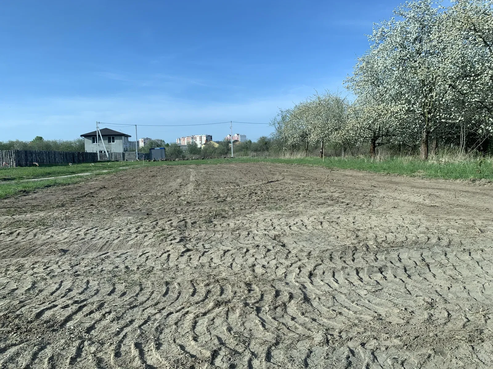 Ділянка 4.09 соток, Тарасівка: під будівництво, ліс і озеро, фото 3