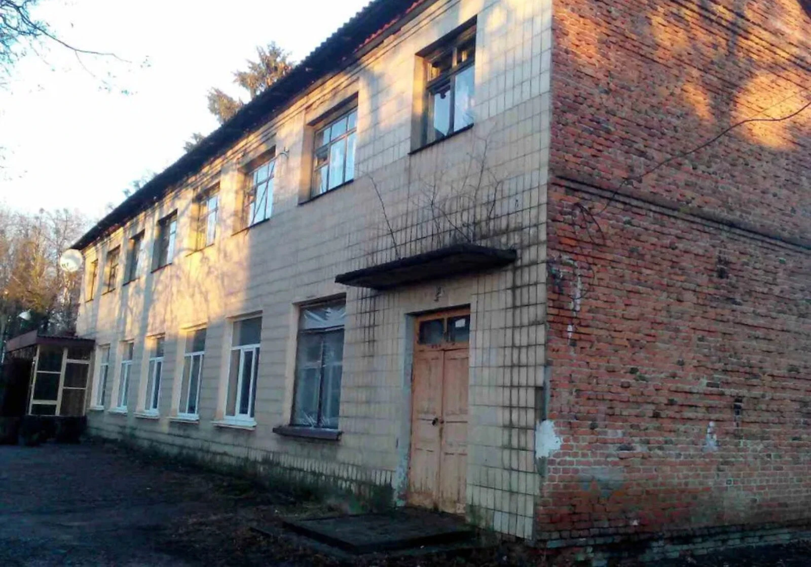 Помещение, Краснокутск: отдельное здание, участок 1 сотка - фото 3
