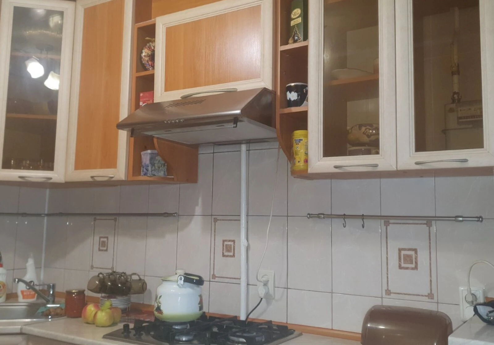 3-кімнатна квартира, Ювілейний: газове опалення, вода та газ без світла