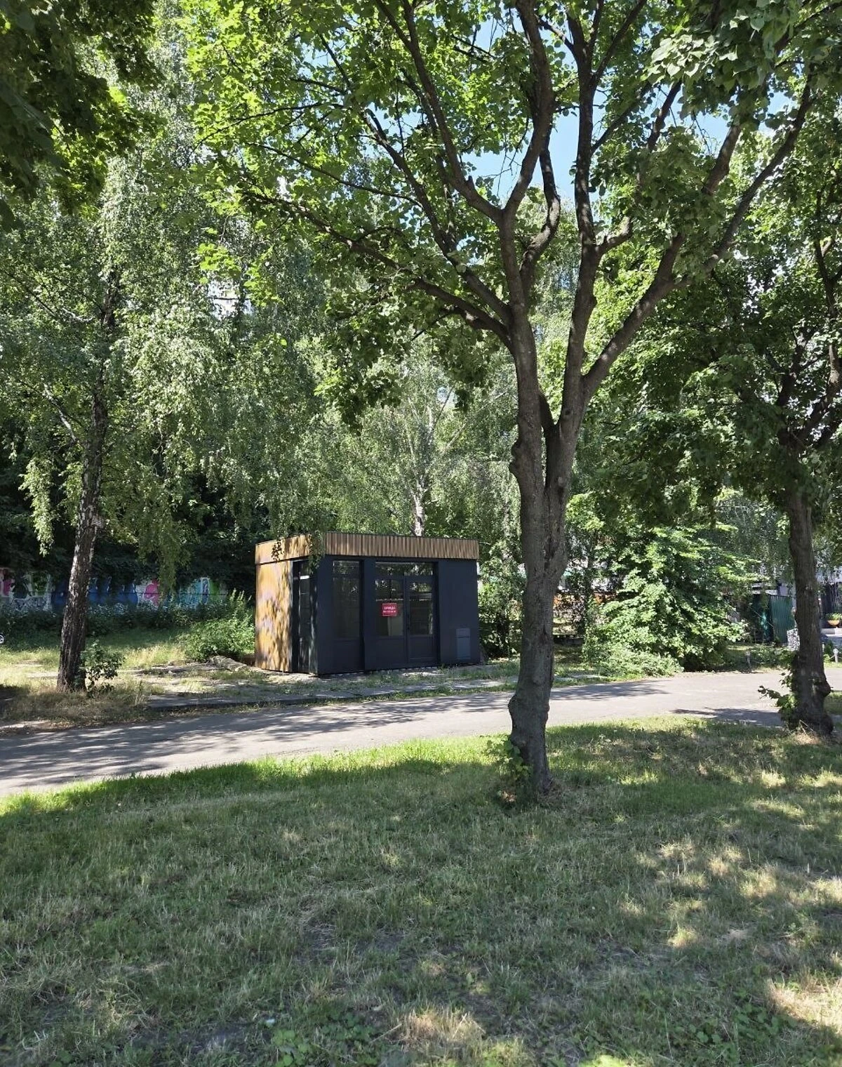 Приміщення, Мостицький Масив: фасадне, окрема будівля, електрика - фото 2