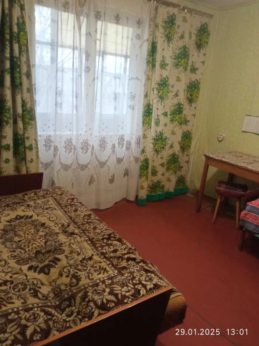 1-кімнатна квартира, Шостка: житловий стан, меблі залишаються - фото 4