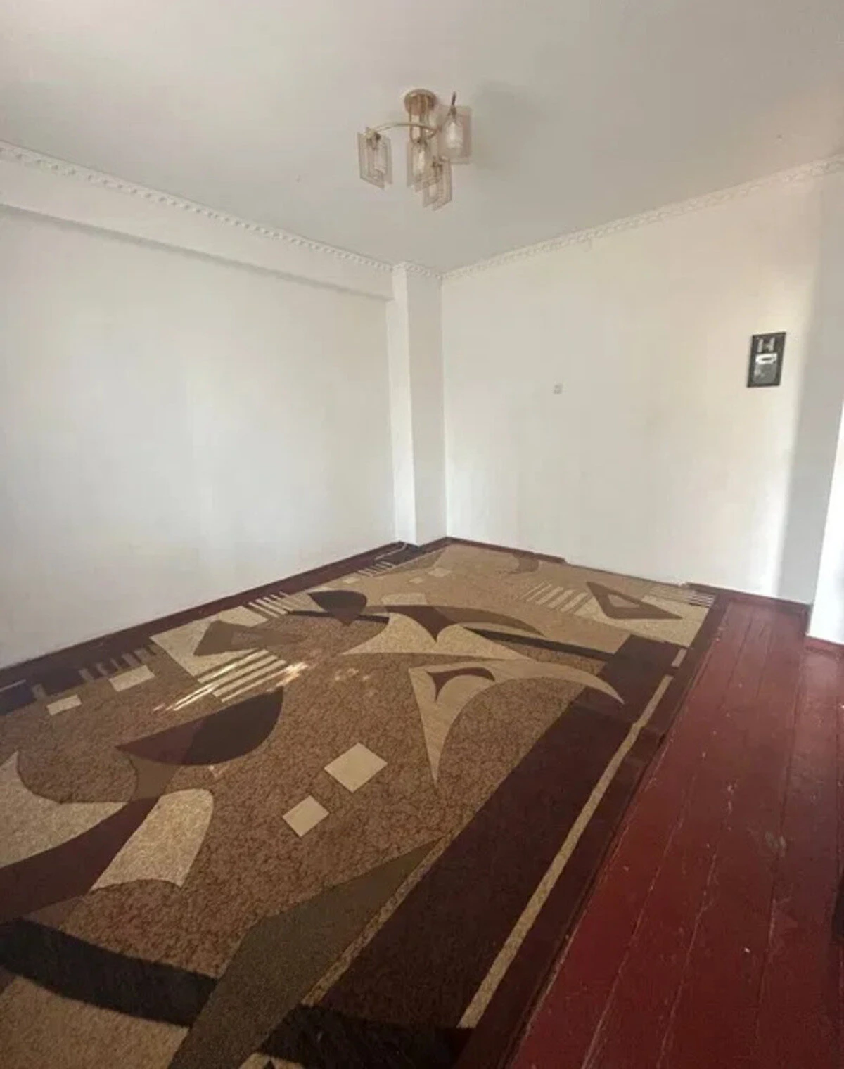 1-комнатная квартира, Стрый: кухня 13 м², кирпичные стены - фото 4