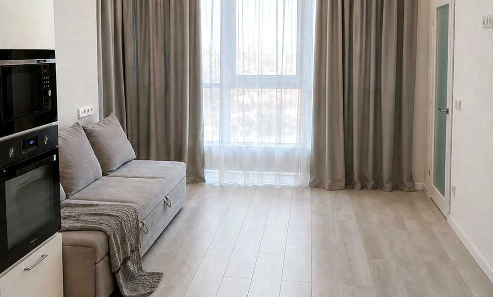 2-кімнатна квартира у ЖК Панорама: дизайнерський ремонт, велика ванна - фото 3