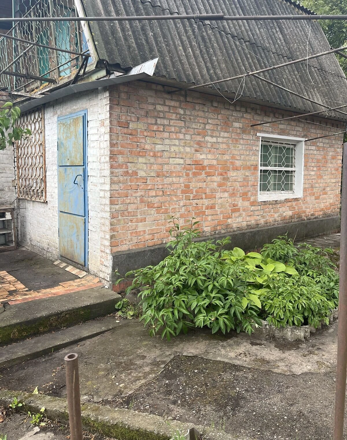 Дача, Нікополь: цегляні стіни, централізоване опалення - фото 1