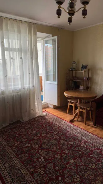 3-кімнатна квартира, Черкаси: центр міста, 2 лоджії, паркування - фото 2