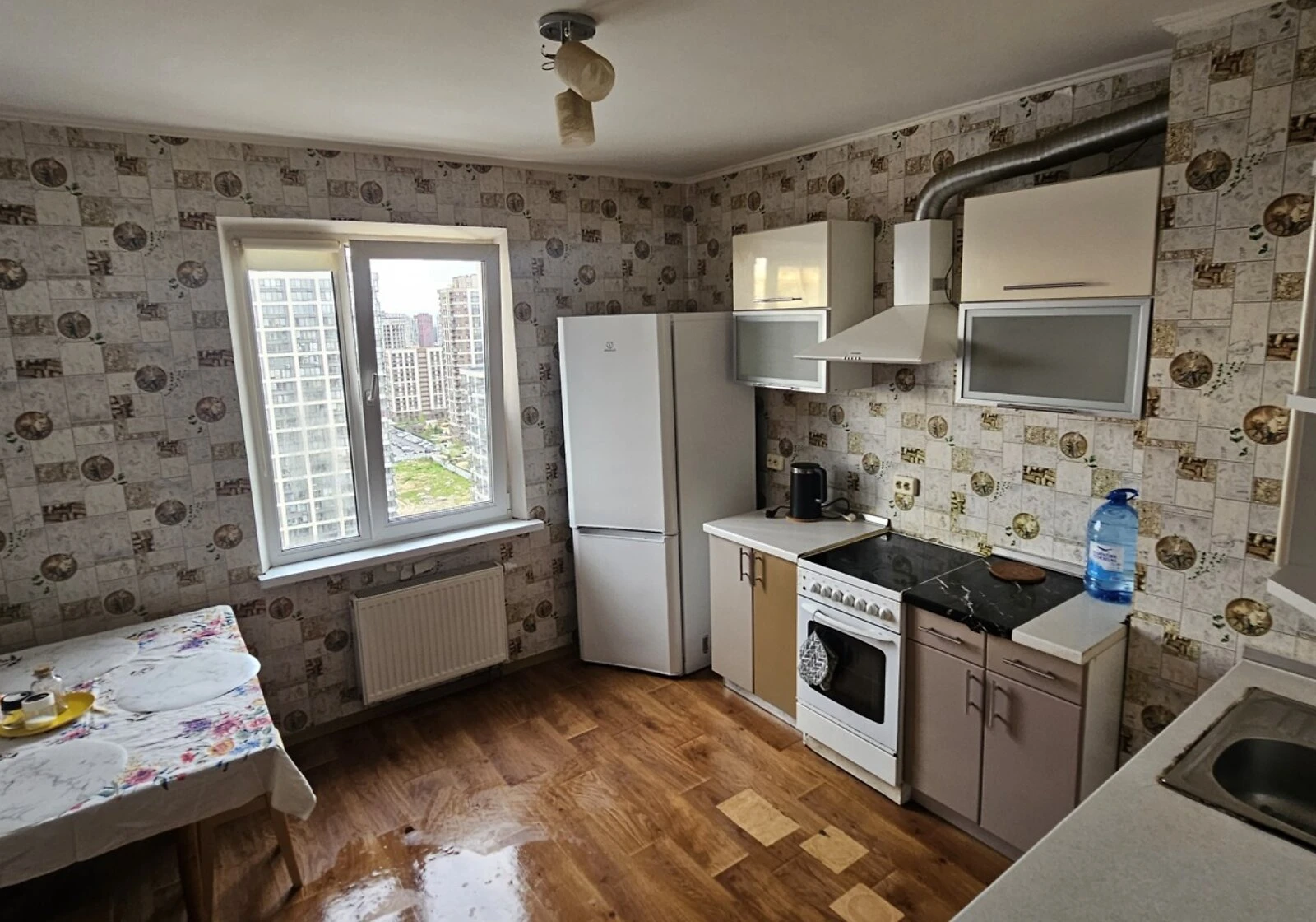 2-кімнатна квартира, Мостицький Масив: для родини з малими дітьми, торг - фото 1