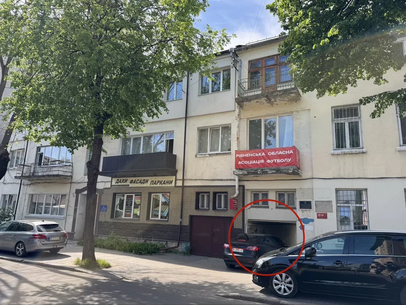 Приміщення, Рівне: окремий вхід і сходи, висота 3 м, фото 4