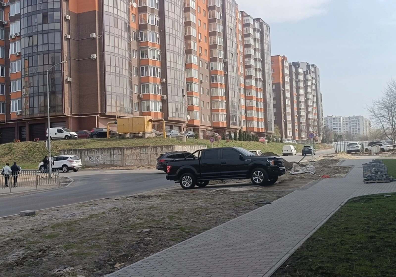 1-комнатная квартира, Южный массив: новостройка, кухня-студия - фото 4
