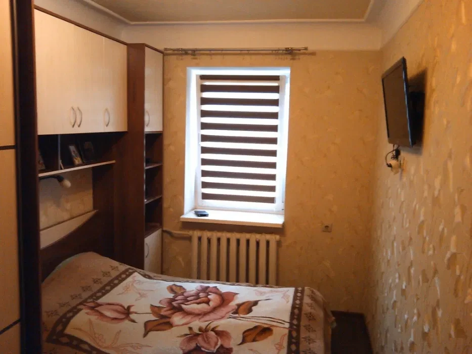 3-кімнатна квартира, Шевченківський: газове опалення, метро Нивки 7 хв, фото 2