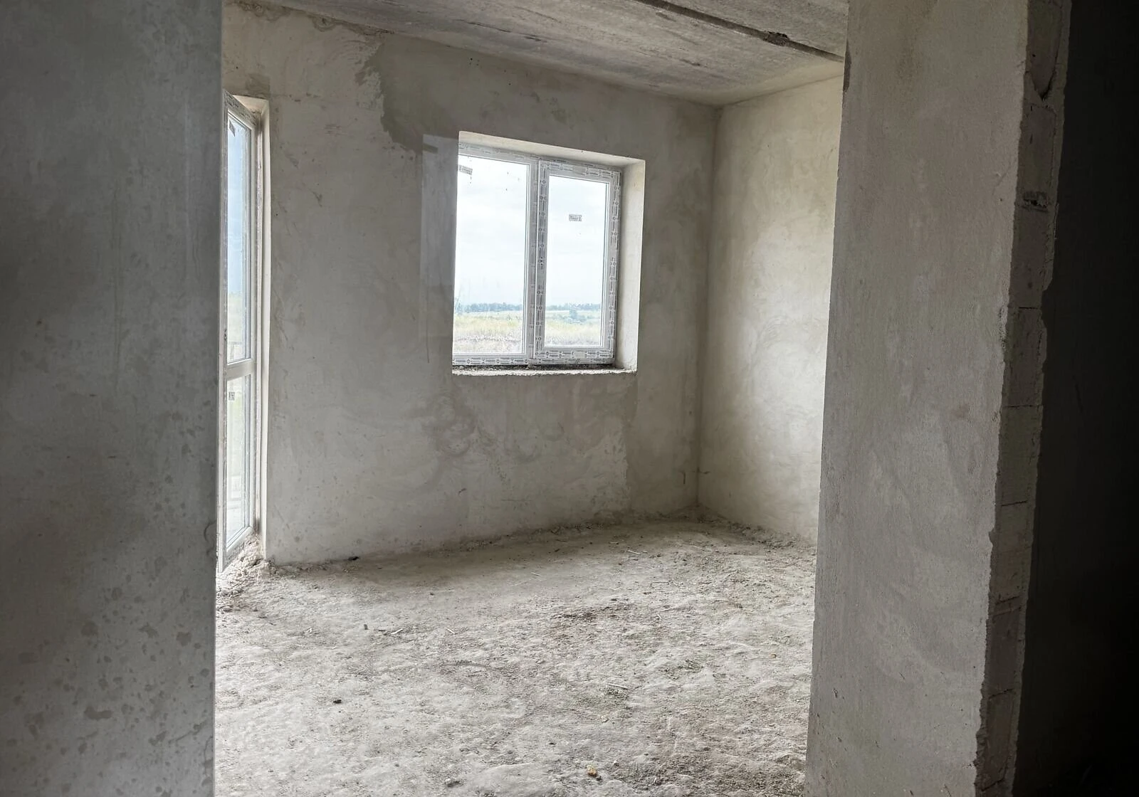 2-кімнатна квартира, Ременів: централізоване опалення