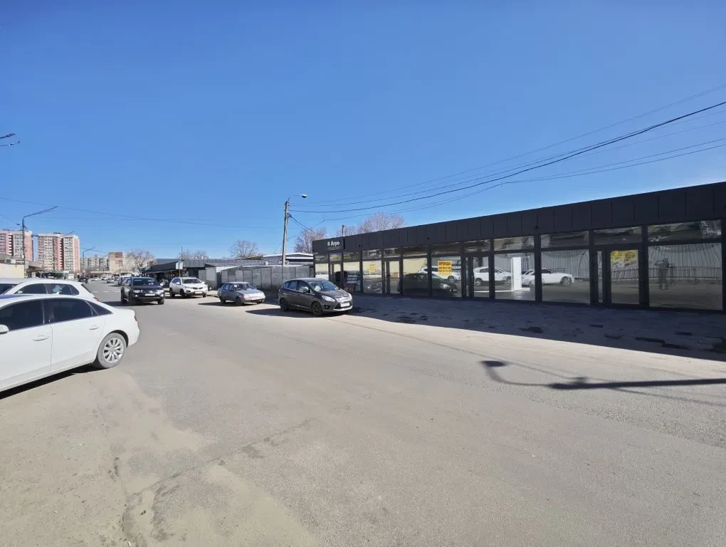 Магазин, Новокодацький: фасадне приміщення, можна об’єднати 60 м², фото 2