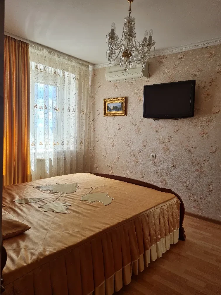 2-кімнатна квартира, Холодногірський: до метро 1 хвилина, євроремонт - фото 1