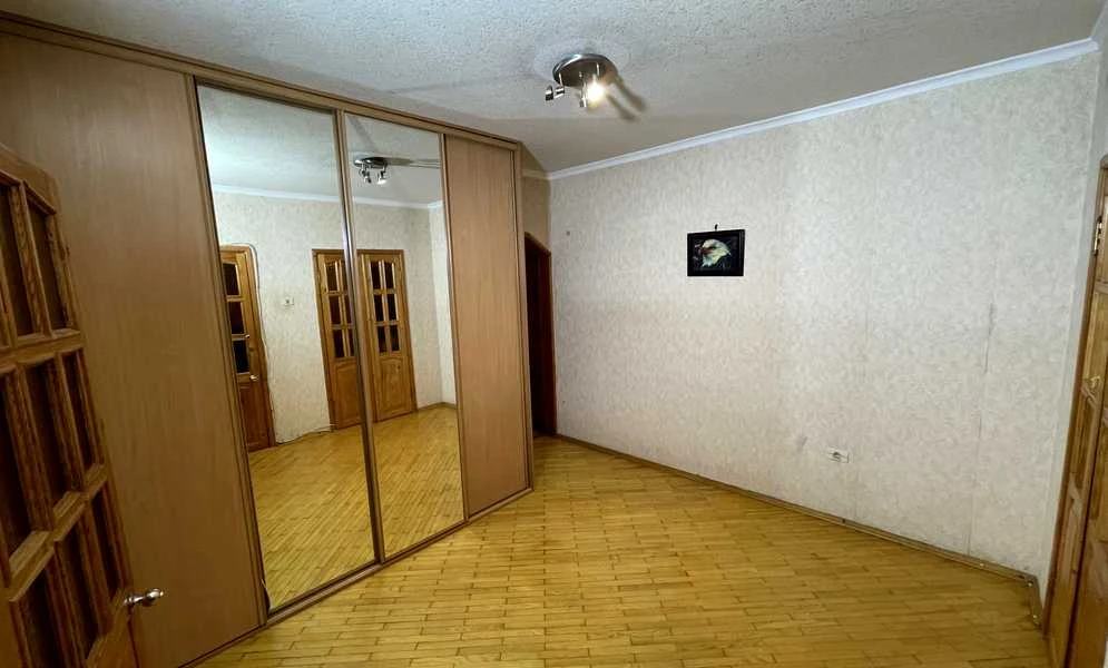 3-кімнатна квартира, Дарницький: 5 хв до метро Осокорки, River Mall - фото 2
