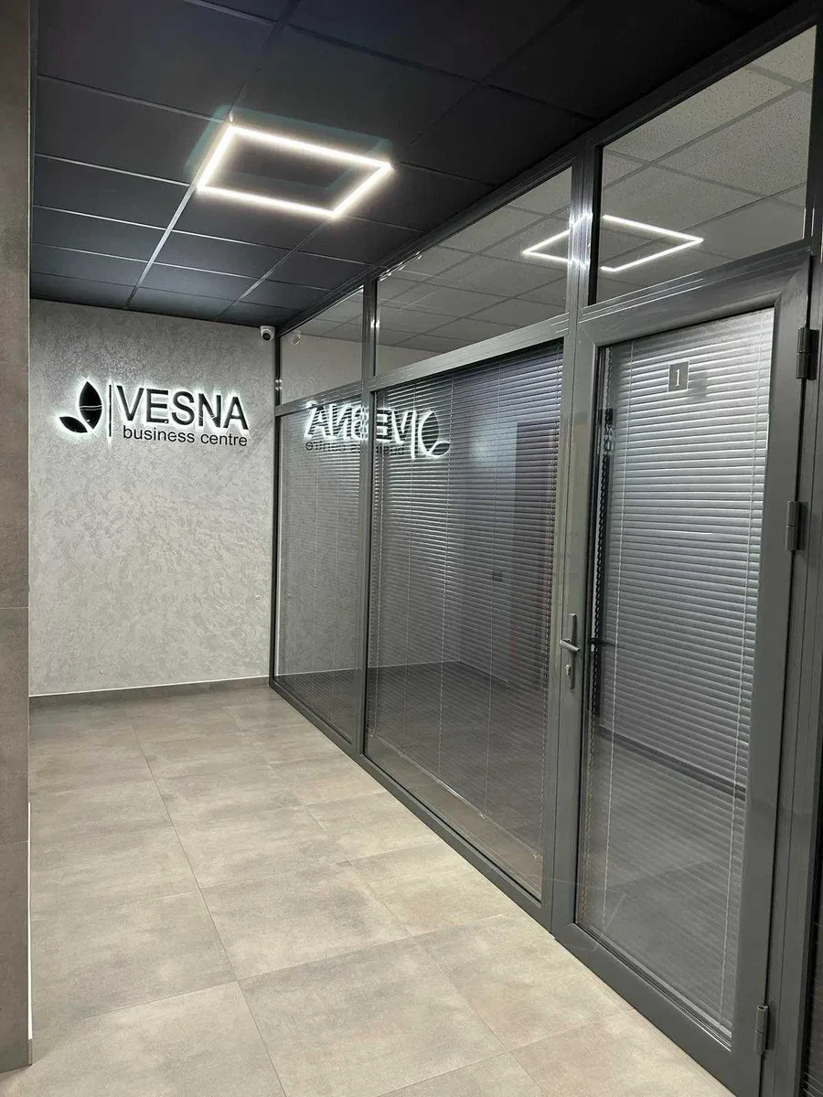 Офис, Сокаль: бизнес-центр VESNA, два паркинга, фото 5