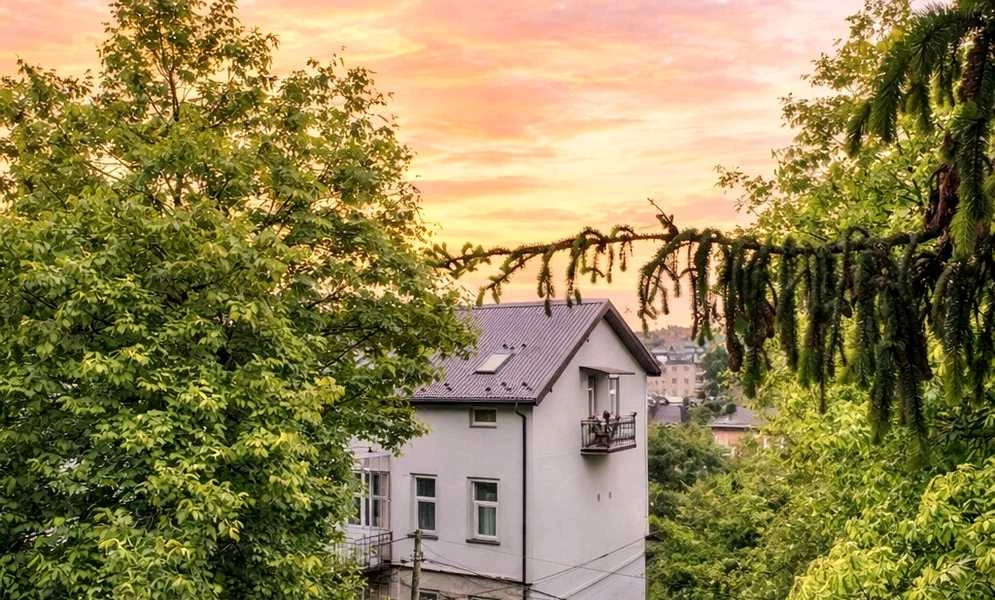 5-комнатная квартира, Железнодорожный: свой сад, гараж, два уровня - фото 2