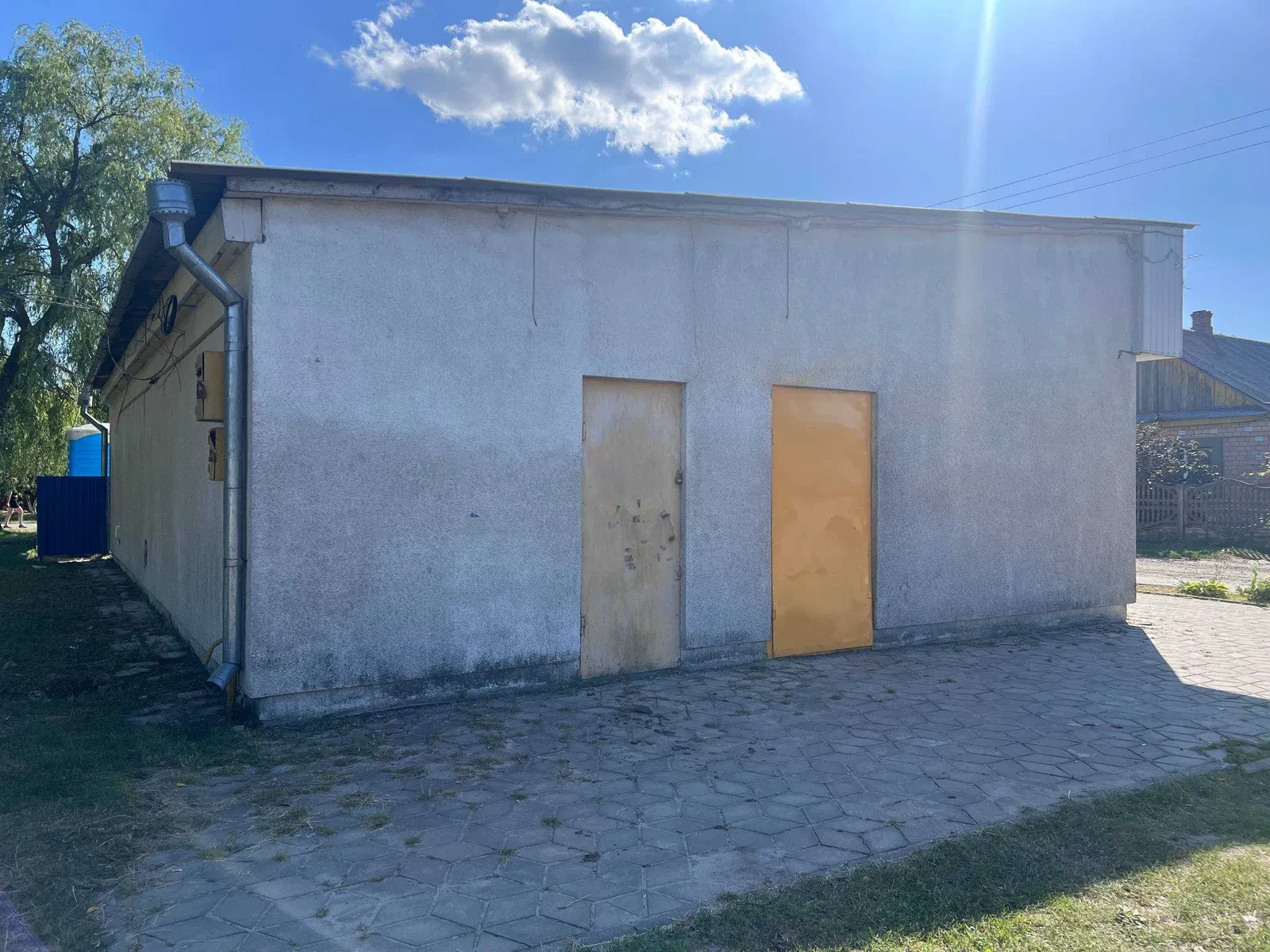 Помещение, Любешов: собственный дворик, основной зал 74 м², фото 4