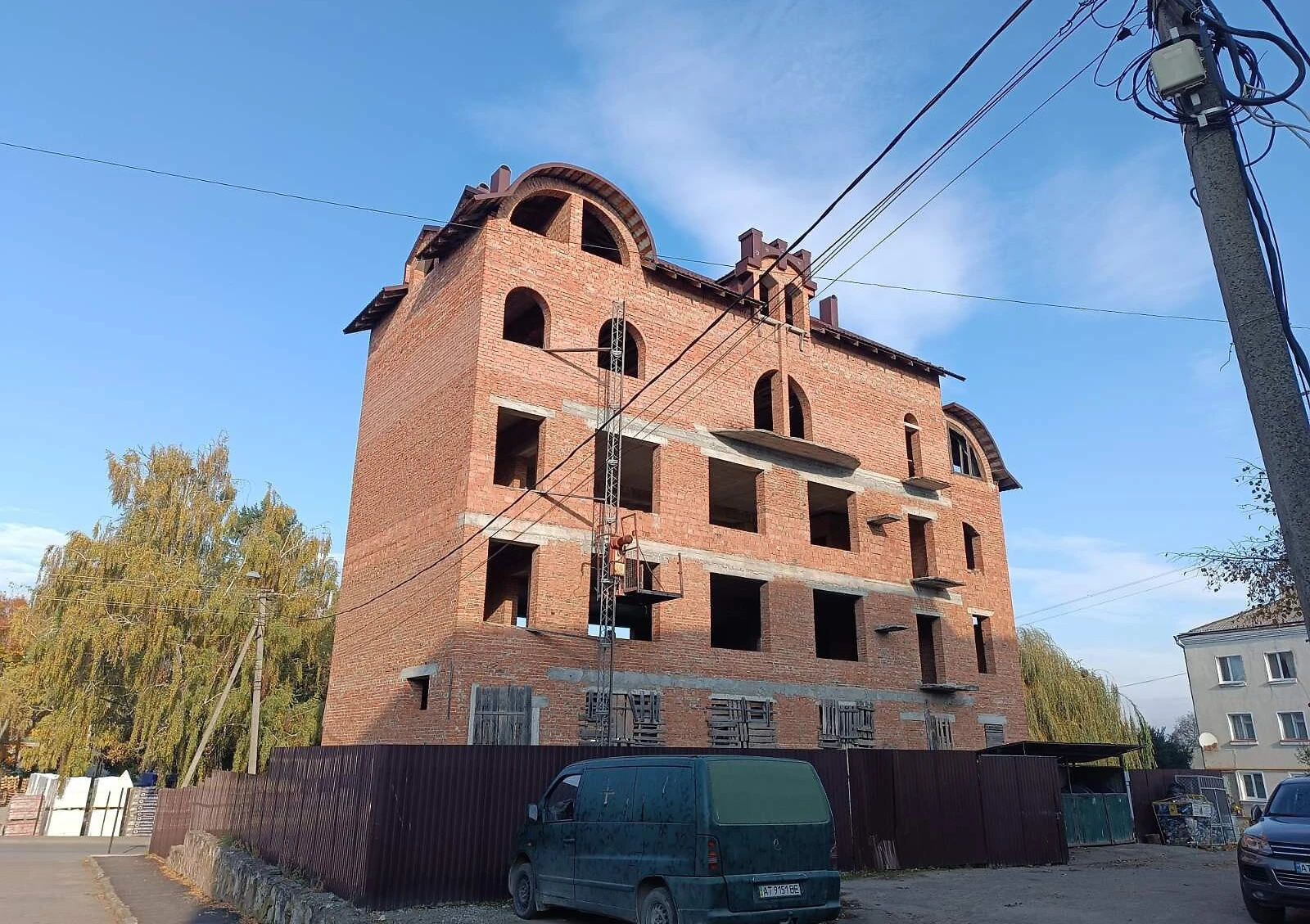 Приміщення, Городенка: новобудова, 25 приміщень, цокольний поверх - фото 1