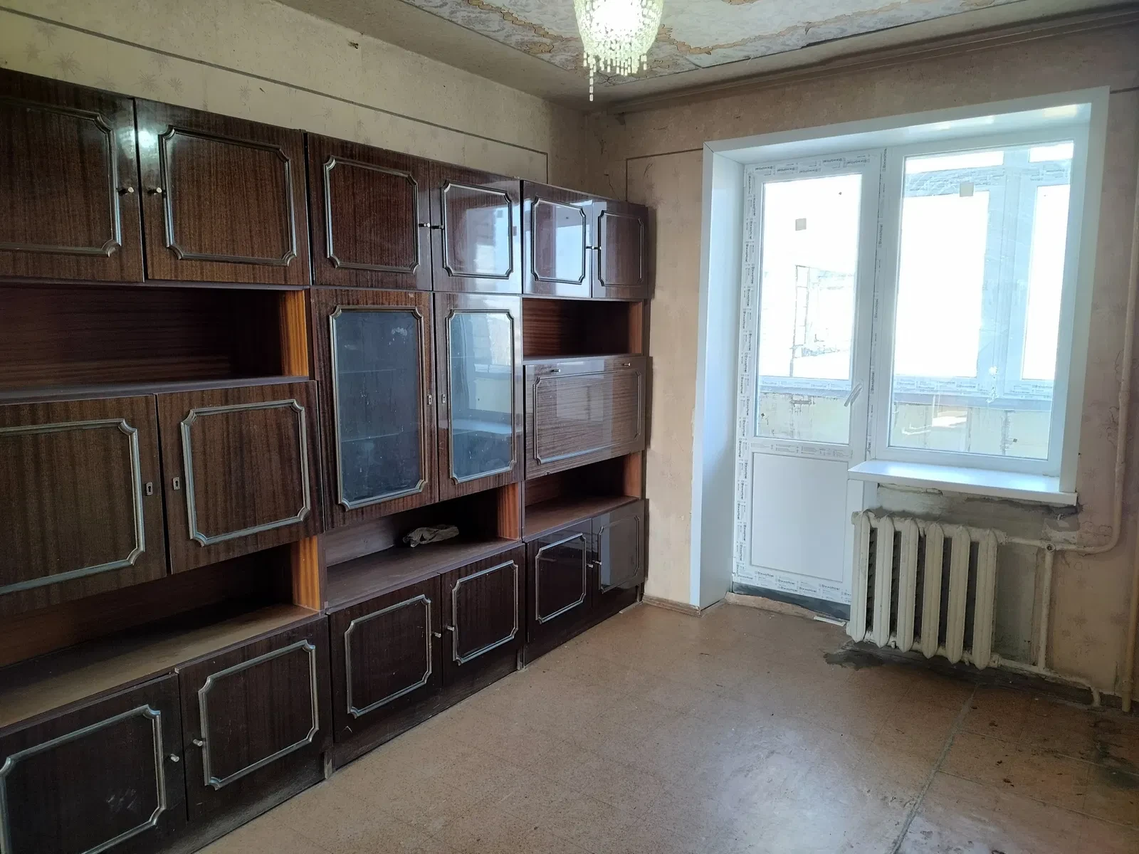 3-кімнатна квартира, Заводський: під ремонт, два балкони, сертифікат - фото 2