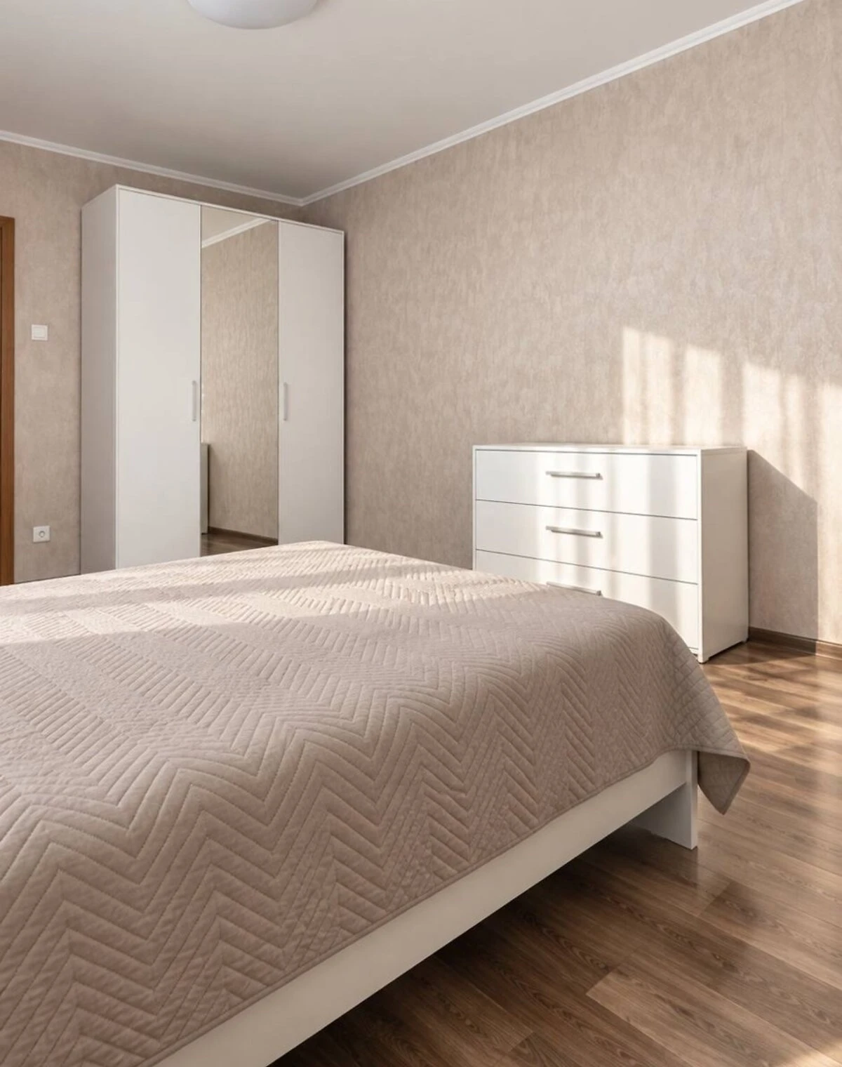 3-кімнатна квартира, Троєщина: єВідновлення, резервне живлення, укриття - фото 4