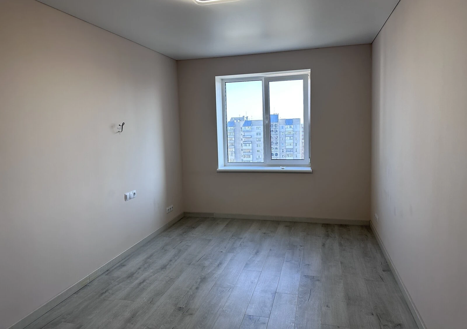 2-комнатная квартира, Олиевка: кухня-студия, дизайнерский ремонт, фото 5