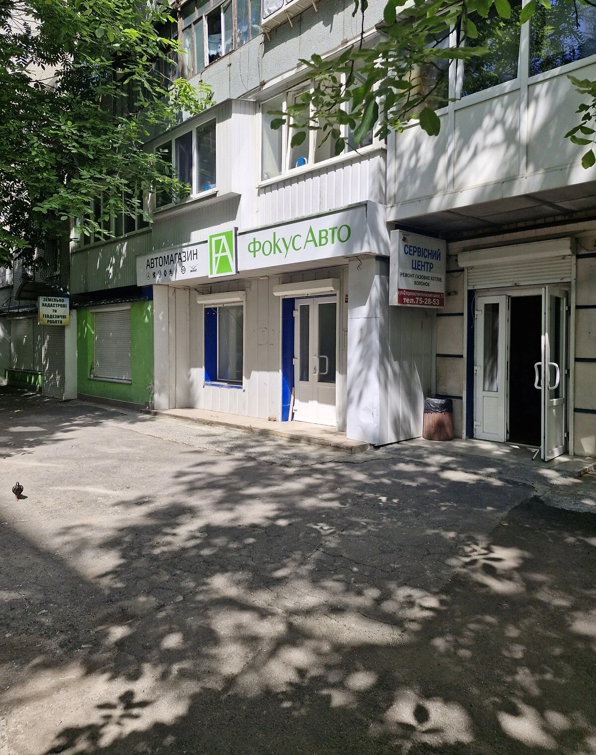 Комерційне приміщення, Виставка: 1-й поверх, відкрита стоянка - фото 2