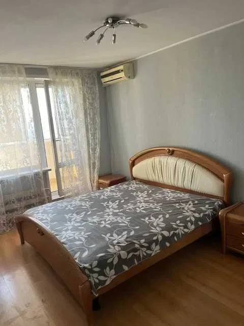 3-кімнатна квартира, Дніпровський: метро за 15 хвилин пішки, торг - фото 4
