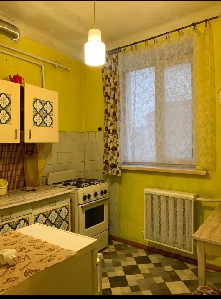 2-комнатная квартира, Путятинка: застекленный балкон, новые трубы, фото 5