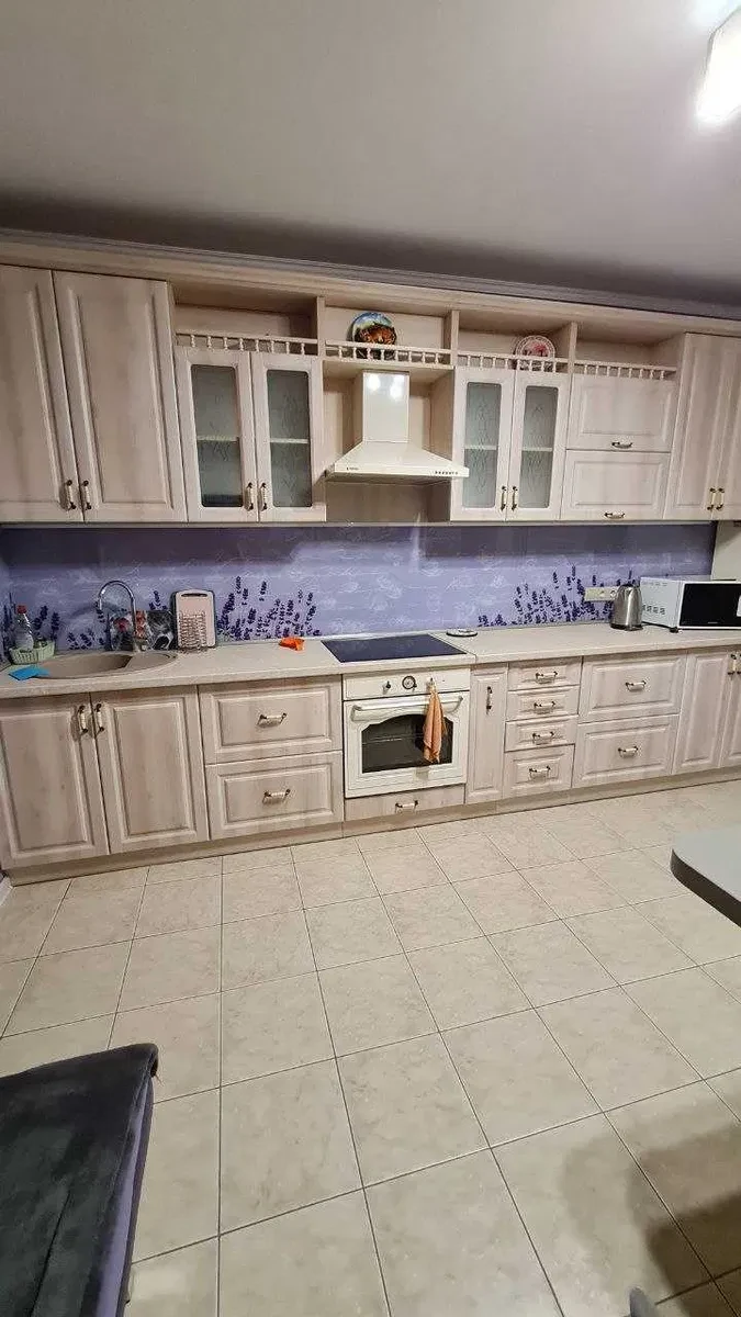 1-кімнатна квартира, Подільський: вид на сквер Кузьми Скрябіна, фото 2