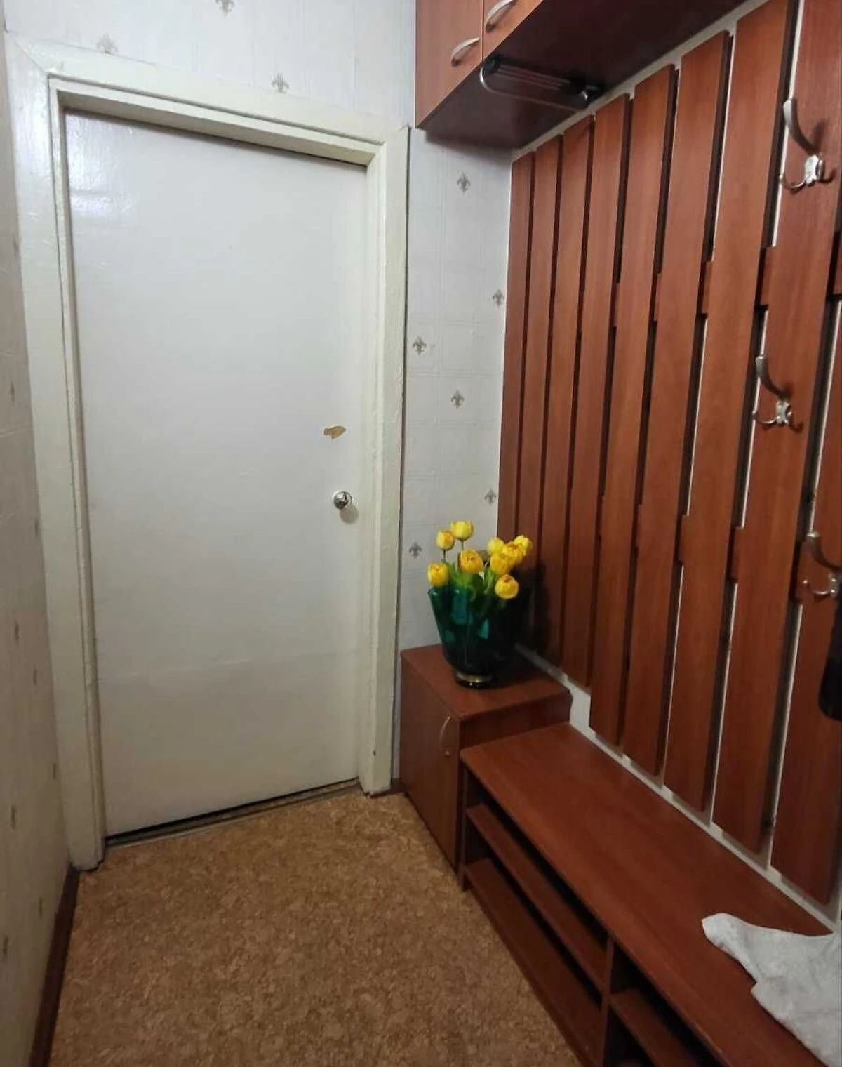 1-комнатная квартира, Кривой Рог: балкон, колонка, внутренний двор, фото 5