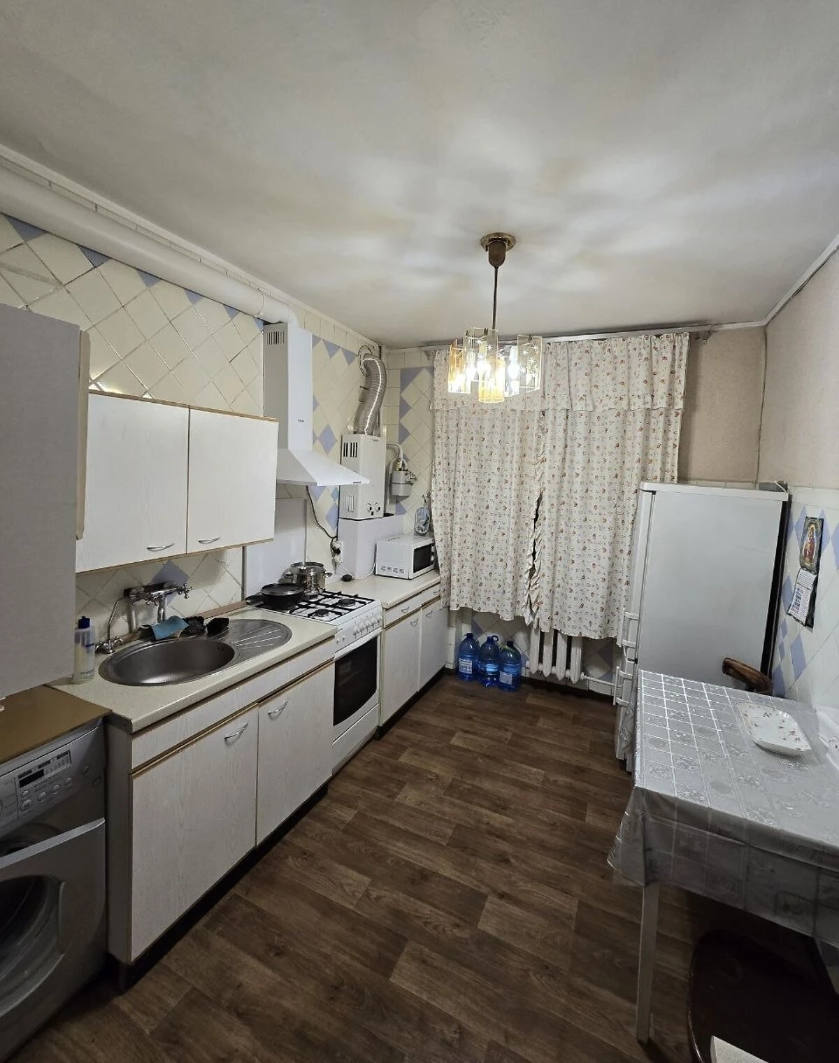 3-кімнатна квартира, Слов'янка: вода й опалення без світла - фото 4