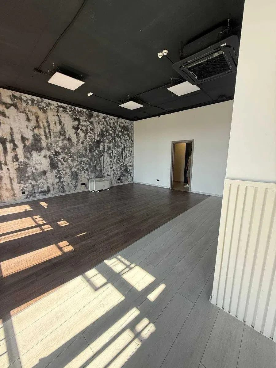 Офіс у ЖК Loft Smart: відкрите планування, підземний паркінг, генератор - фото 5