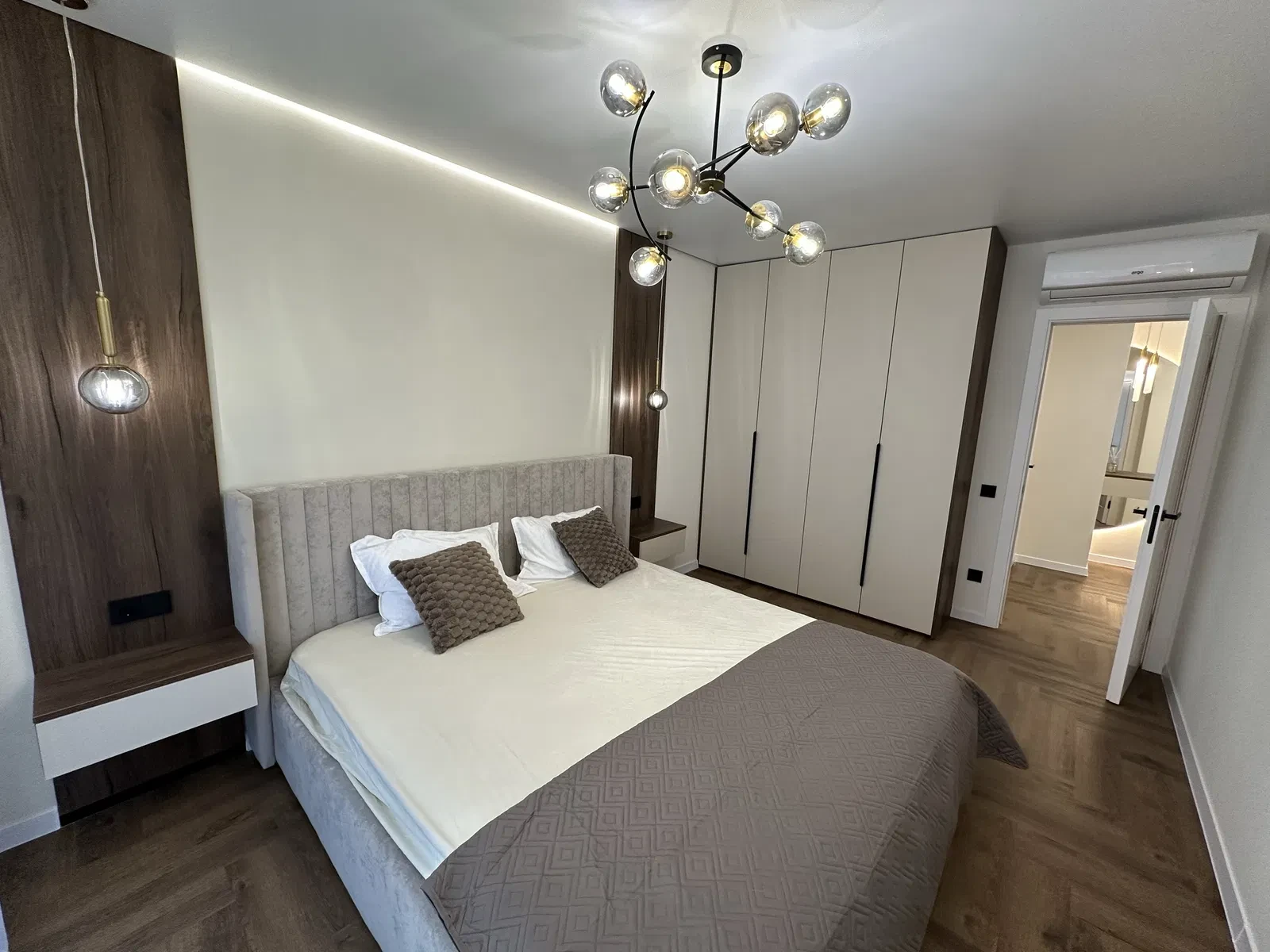 2-комнатная квартира в ЖК Family Plaza: авторский ремонт, теплый пол - фото 2