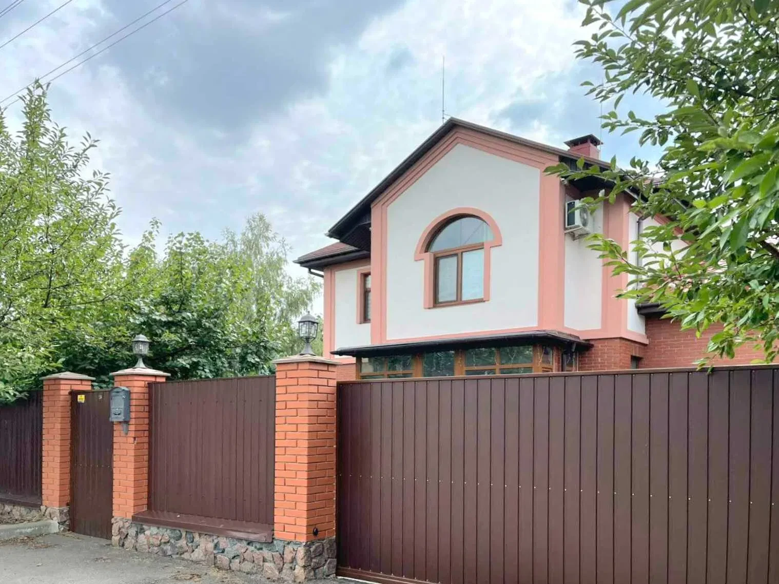 Котедж, Юрівка: генератор 14 кВт, сауна, 15 соток - фото 2