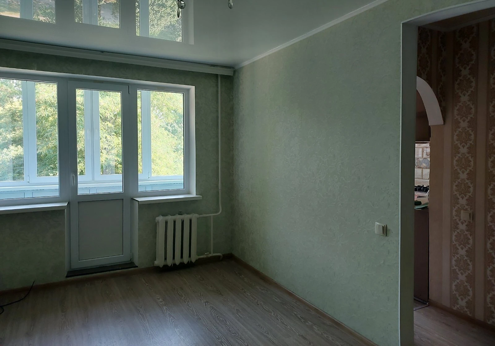 2-кімнатна квартира, Озерне: балкон, бойлер - фото 3