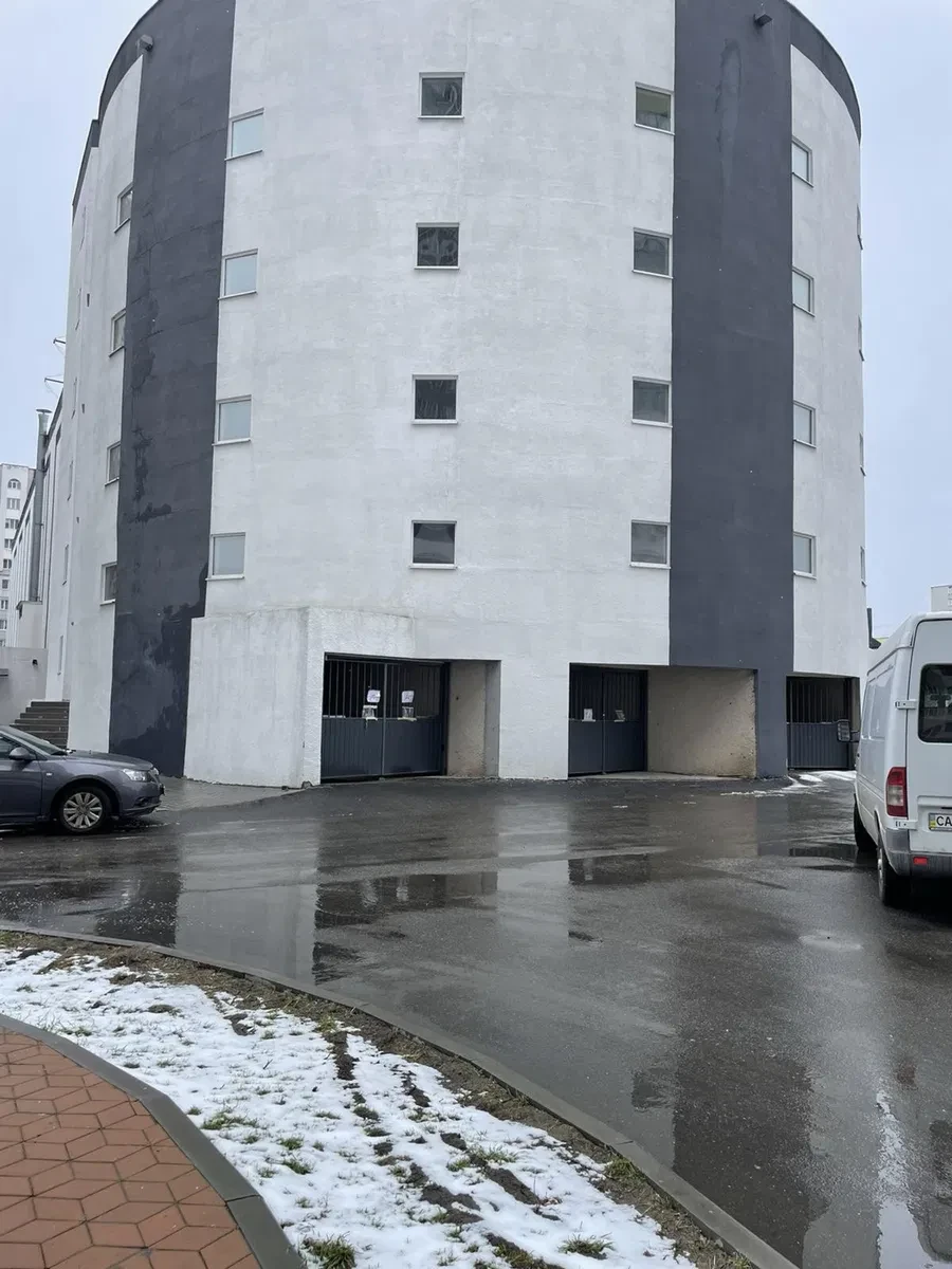 Гараж, Черкассы: новый бокс, автоматические ворота, электричество, фото 2