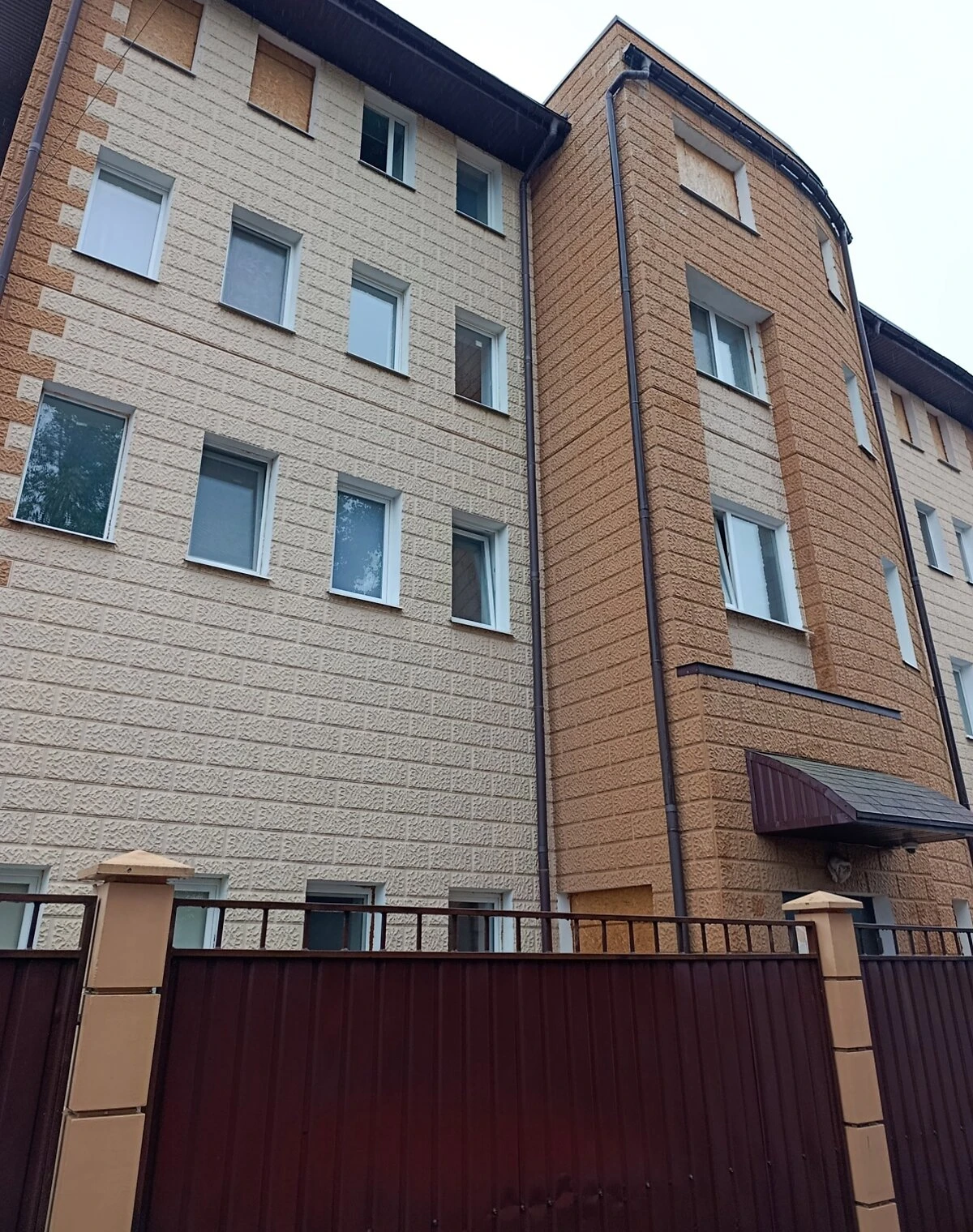 1-кімнатна квартира, Слобідський: косметичний ремонт, єВідновлення