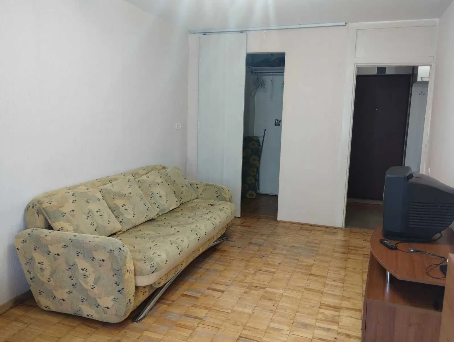 1-кімнатна квартира, Голосіївський: житловий стан, меблі й техніка - фото 2