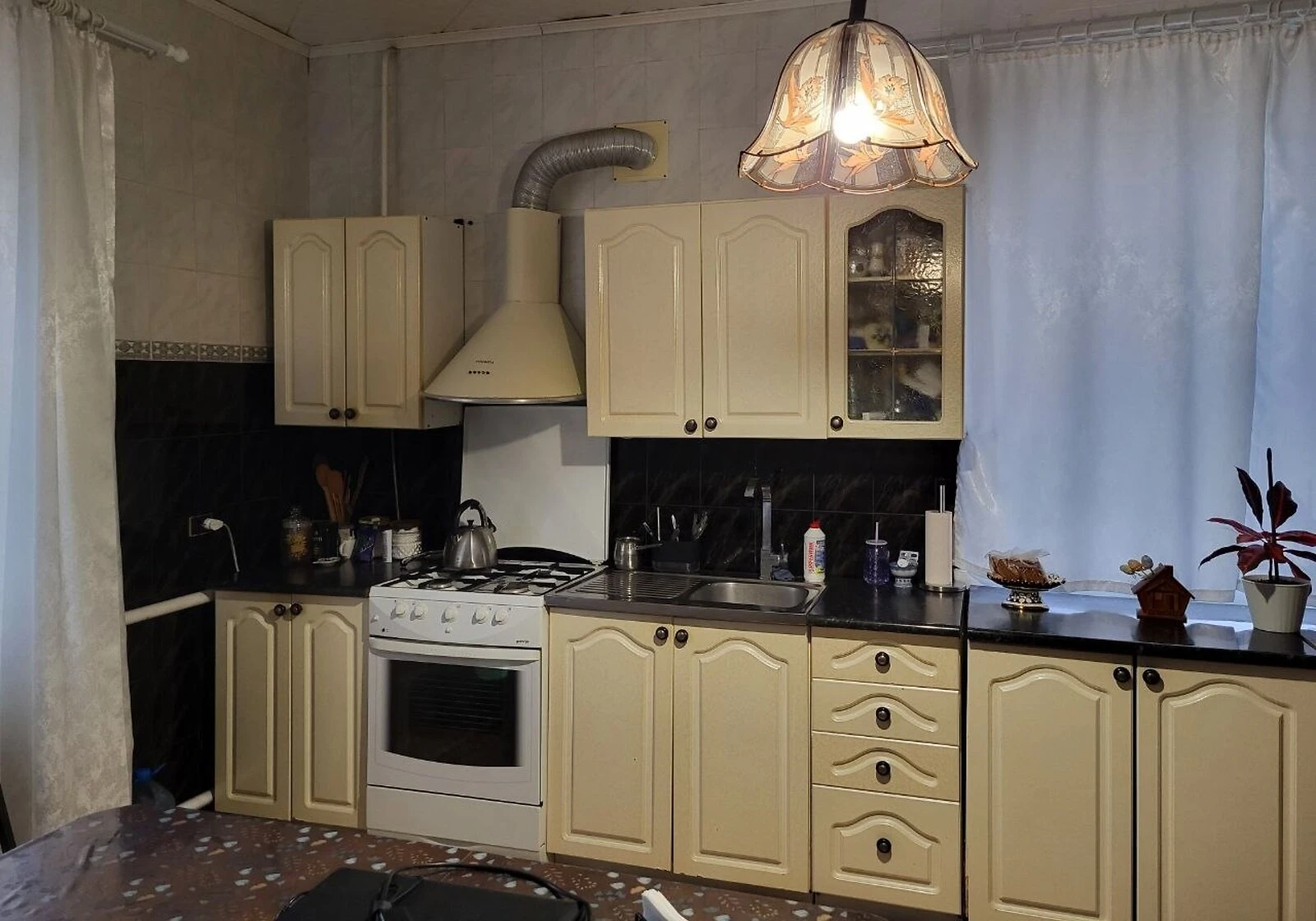 Дом, Куриловка: гараж на первом этаже, газовое отопление - фото 2