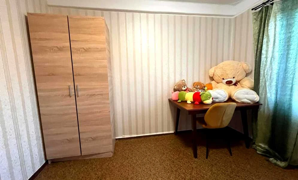 2-комнатная квартира, Оболонский: метро в минуте, балкон 8 м², фото 4