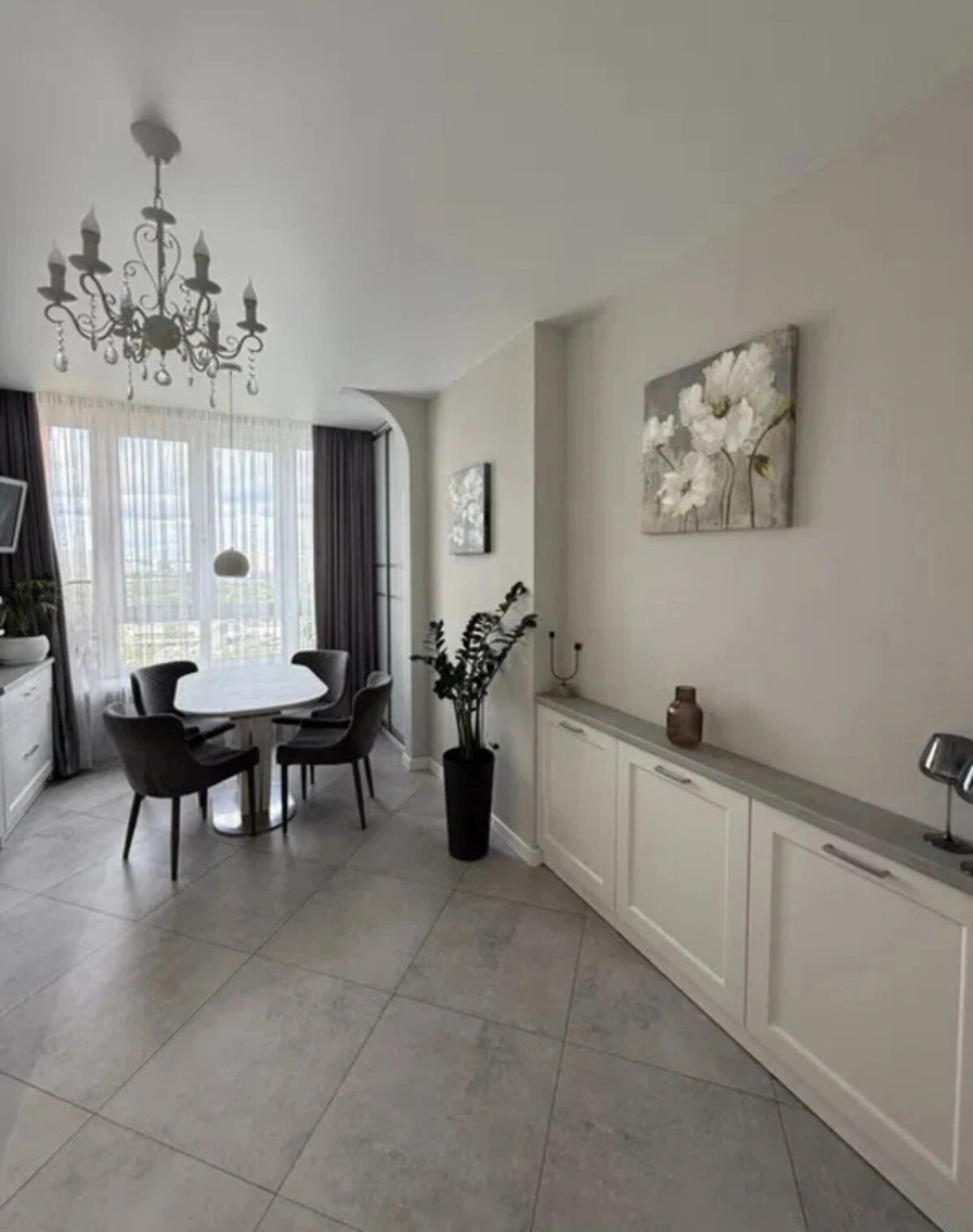 3-кімнатна квартира, Микільська Слобідка: євроремонт, кухня 16,4 м² - фото 2