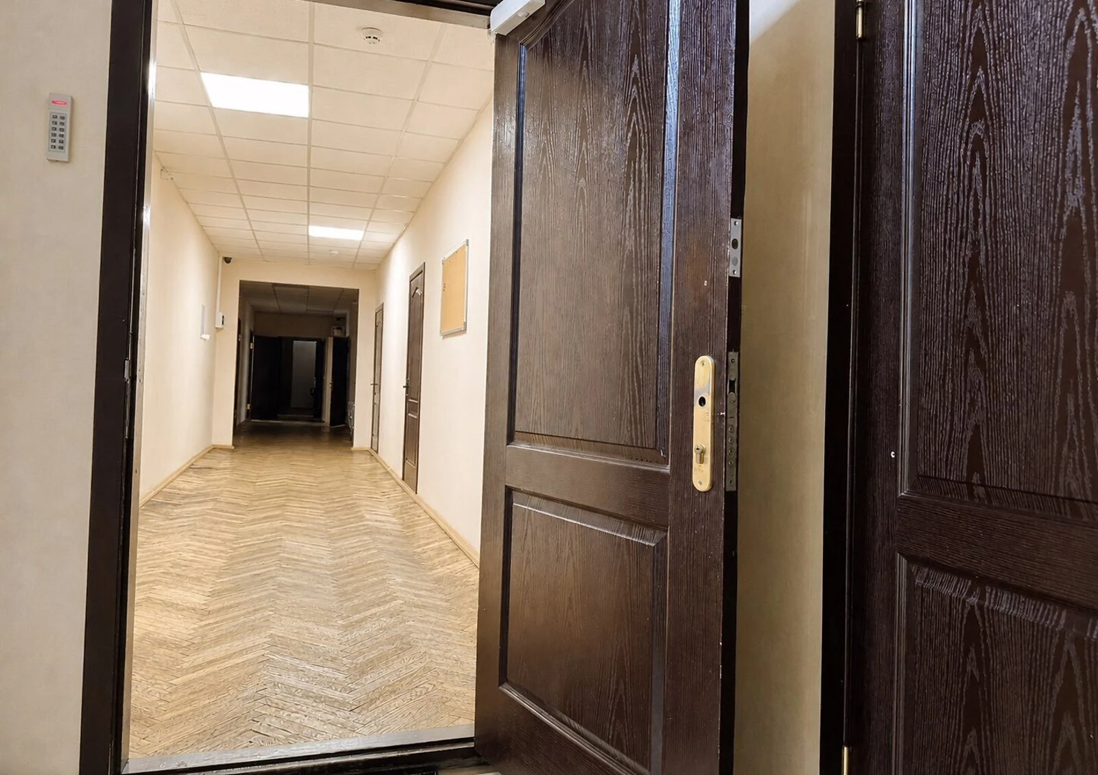 Офіс, Центр: 14 приміщень, 2 входи, резервне живлення - фото 4