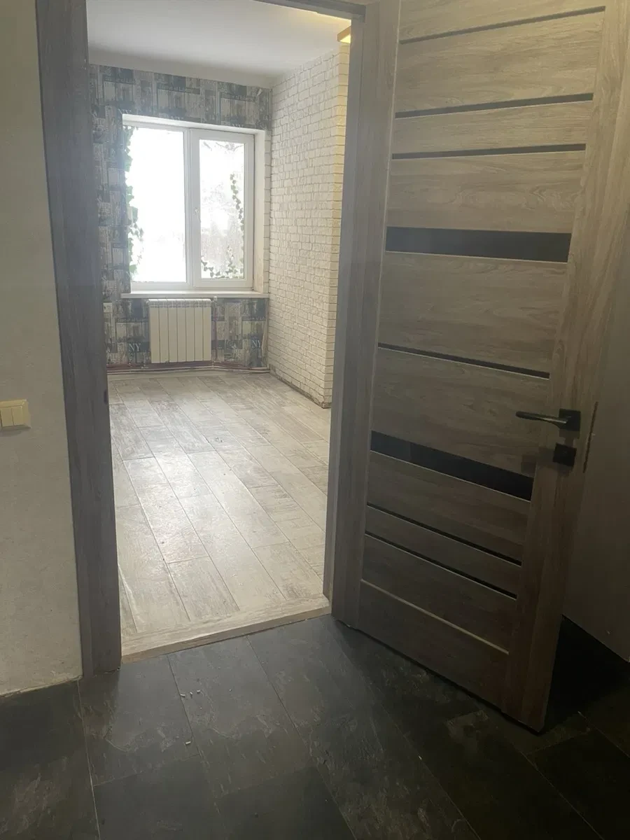 Дом, Новые Петровцы: газовое отопление, место для авто, фото 5