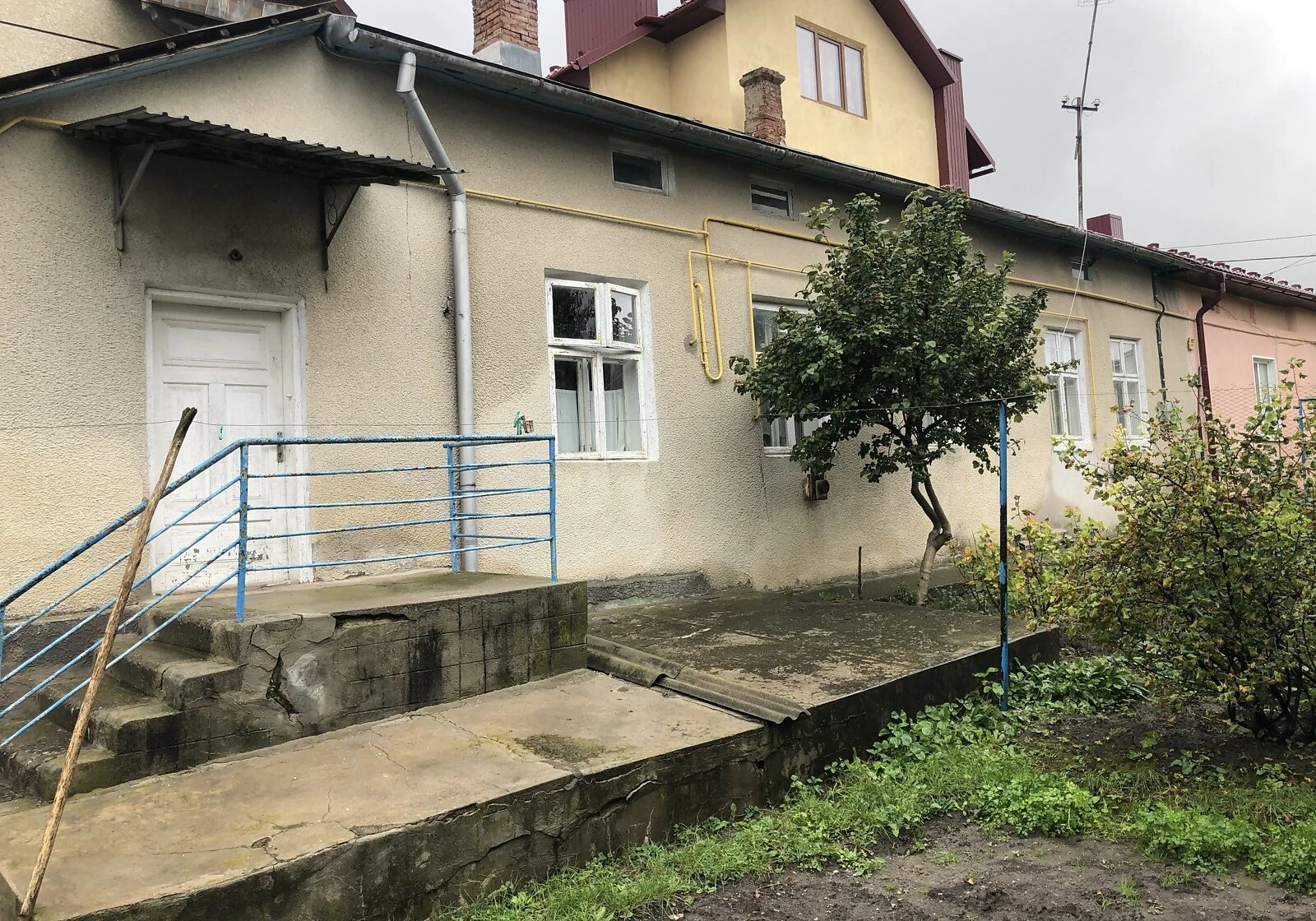 Часть дома, Хоростков: огород и сад, требует ремонта