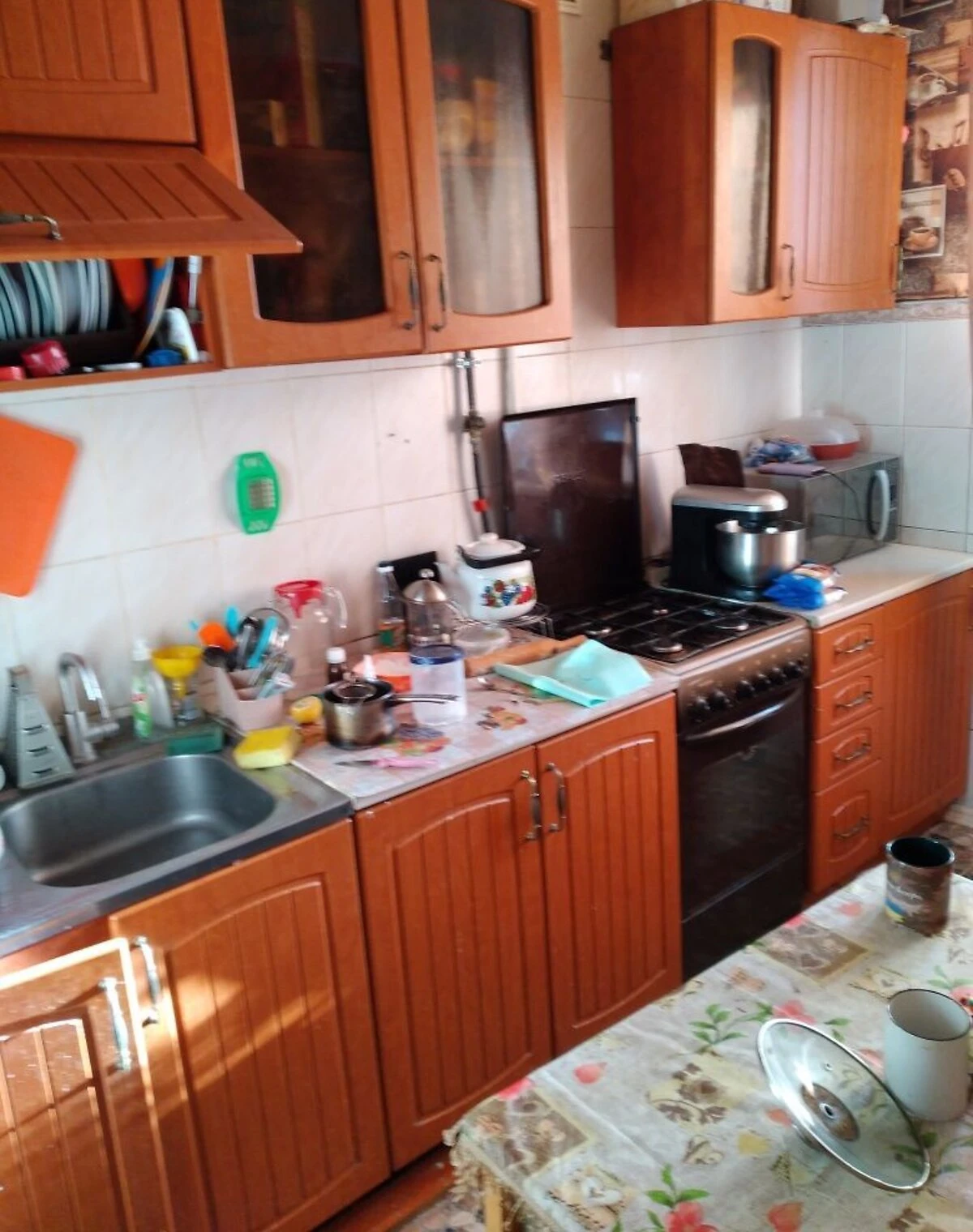 2-кімнатна квартира, Шостка: євроремонт, цегляні стіни