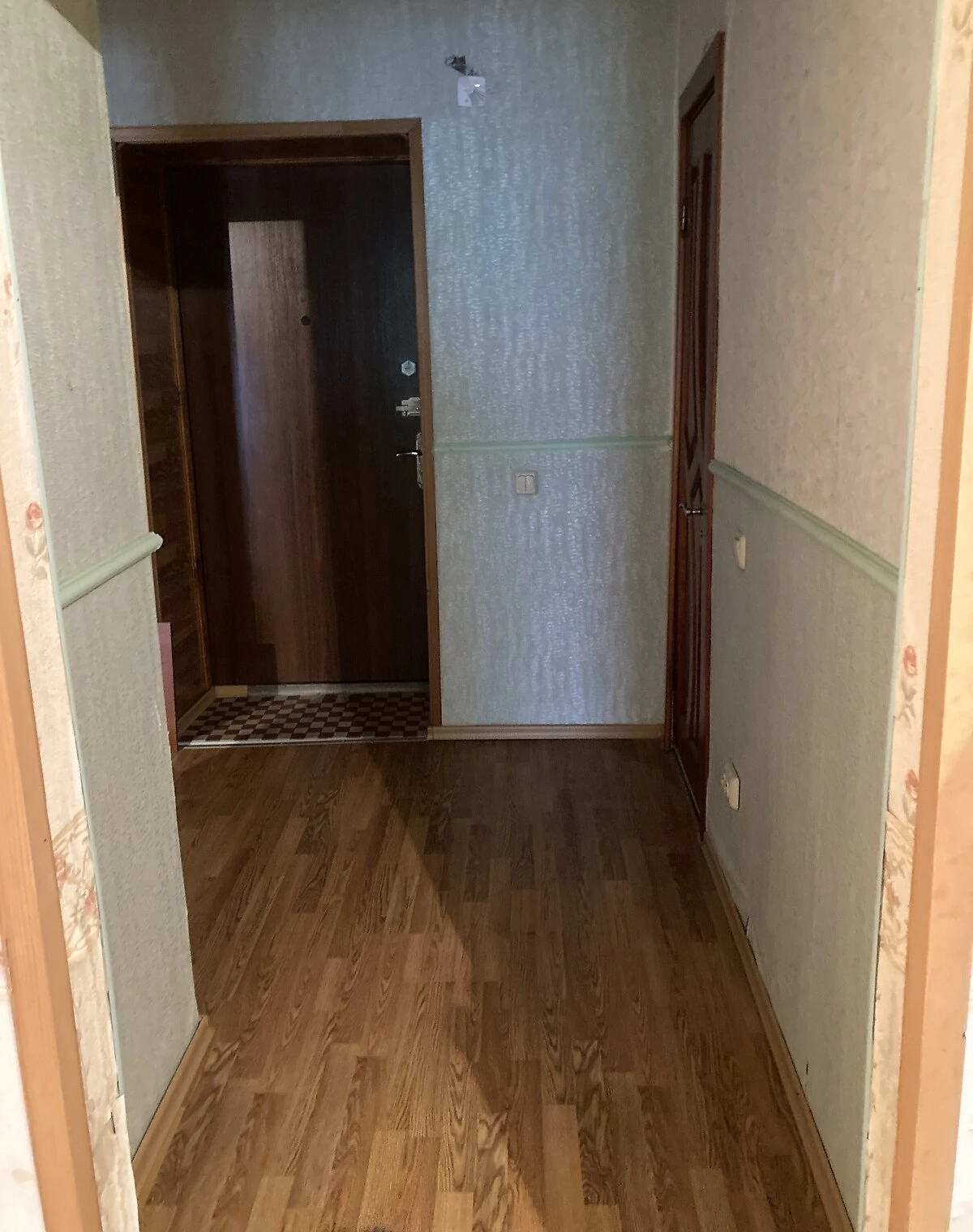 1-кімнатна квартира, Позняки: торг, цегляні стіни - фото 4