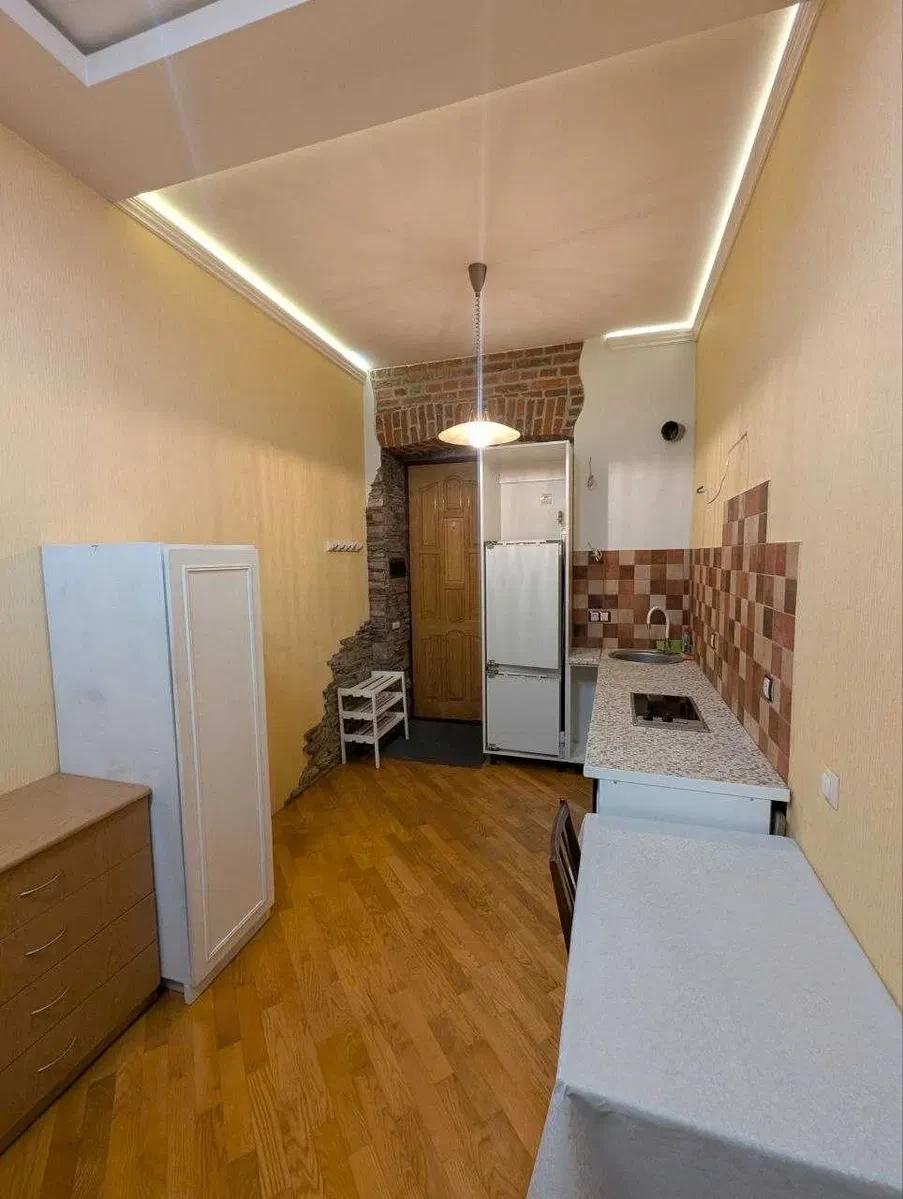 Смарт-квартира, Галицький: світло під час відключень, євроремонт, фото 5